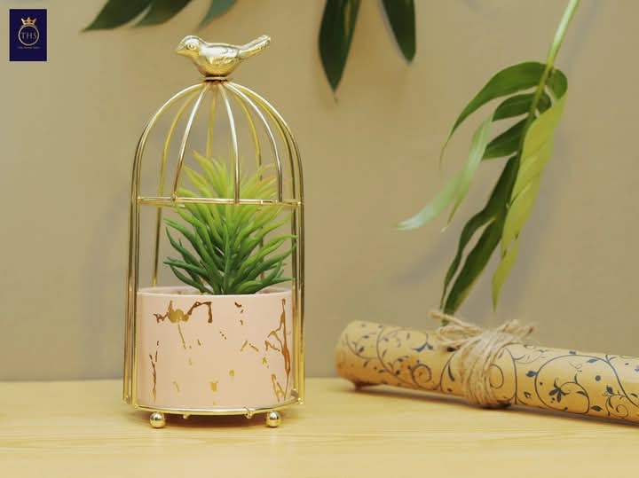 Green And White Toned Succulent Artificial Plant With Sparrow Pot