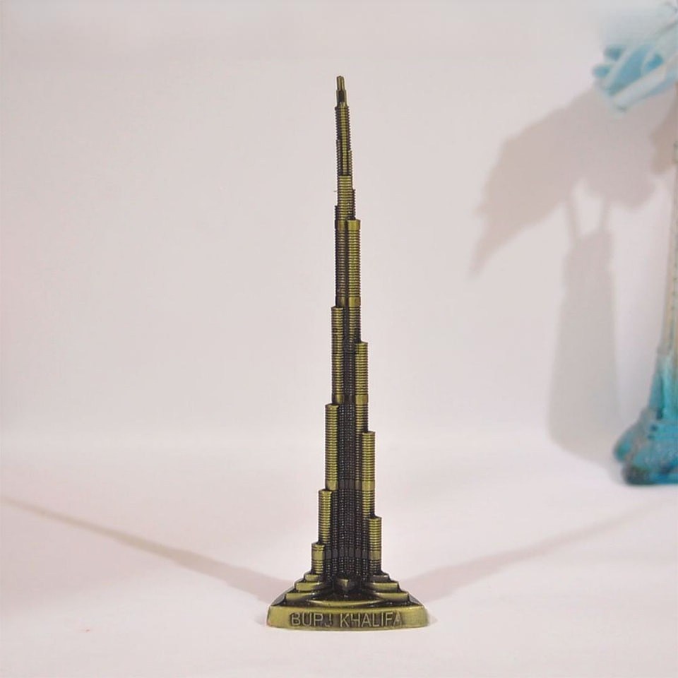 World Famous Building Dubai Burj Khalifa Tower Figurine model