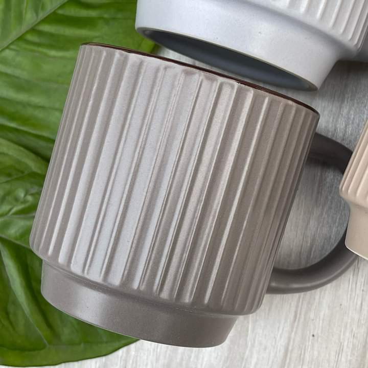 Stripped Pattern Porcelain Mug with Handle