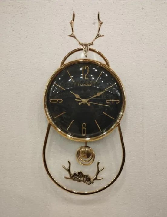 Fancy And Attractive Deer Design Pendulum Wall Clock
