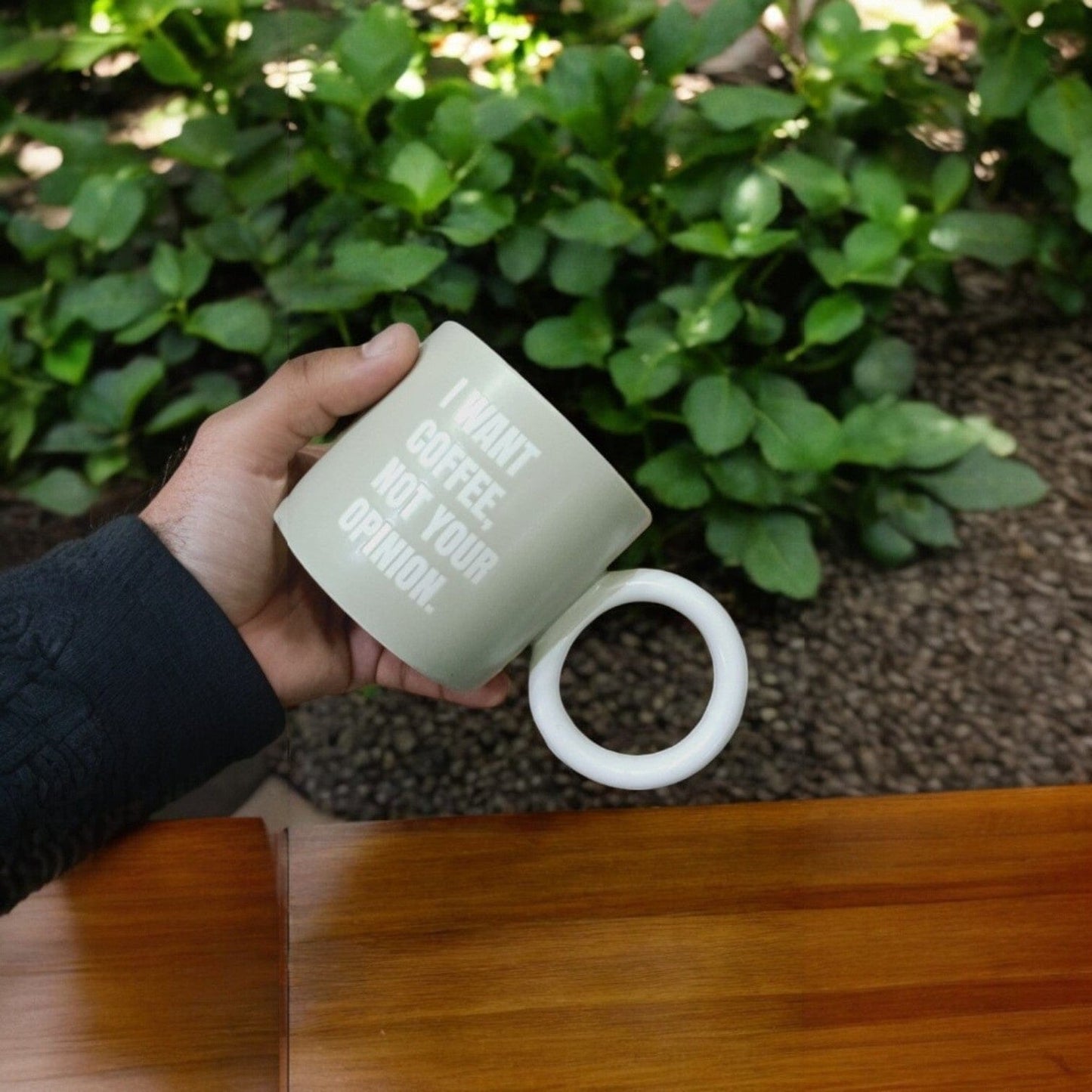 Vintage Ceramic Coffee Mugs With Round Shape Handle