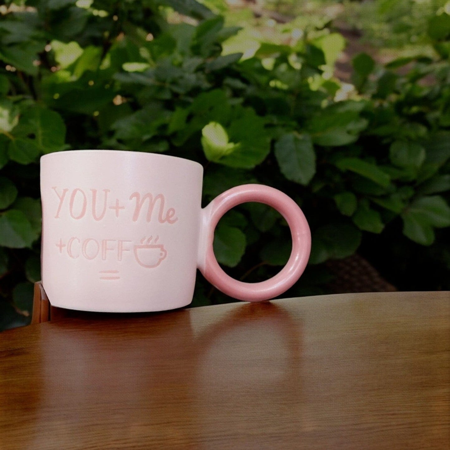 Vintage Ceramic Coffee Mugs With Round Shape Handle
